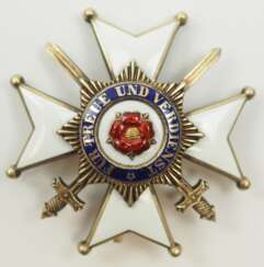 Lippe-Detmold: Fürstlich Lippischer Hausorden, 2. Modell (1890-1924), Offiziersehrenkreuz mit Schwertern. 