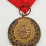 Lippe-Detmold: Militär-Verdienstmedaille, mit Schwertern (1914-1918). - Foto 3