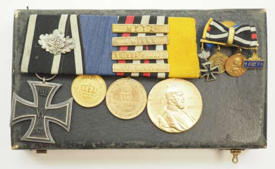 Preussen: Große Ordenschnalle und Miniaturen eines Veteranen des deutsch-französischen Krieges 1870/71. - Foto 1