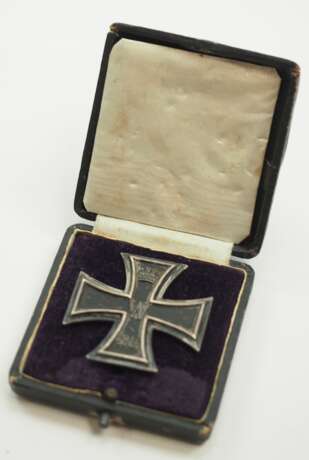 Preussen: Eisernes Kreuz, 1914, 1. Klasse, im Etui - graviert Unteroffizier Infanterie-Regiment 147. - Foto 4