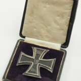 Preussen: Eisernes Kreuz, 1914, 1. Klasse, im Etui - graviert Unteroffizier Infanterie-Regiment 147. - Foto 4