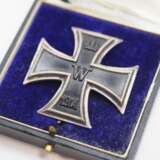 Preussen: Eisernes Kreuz, 1914, 1. Klasse, im Etui - Meybauer. - фото 2