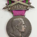Sachsen Coburg Gotha: Sachsen Ernestinischer Hausorden, Carl Eduard, Silberne Medaille, mit Schwerter- und Datumsspange 1914/7. - photo 1