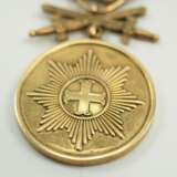 Waldeck: Goldene Verdienstmedaille, mit Schwertern. - photo 2