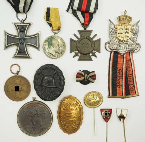 Württemberg: Nachlass eines Angehörigen des Landwehr-Infanterie-Regiment 122 aus Fellbach. - photo 1