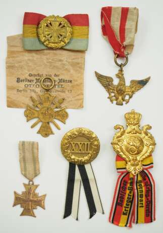 Kriegerverein: Lot von 6 Auszeichnungen. - photo 1
