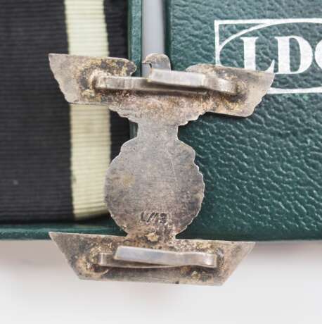 Eisernes Kreuz, 1939, 2. Form, 2. Klasse Wiederholungsspange, im Etui - L/13. - фото 3