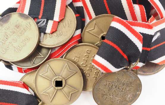 Kriegsverdienstmedaille - 10 Exemplare. - фото 1