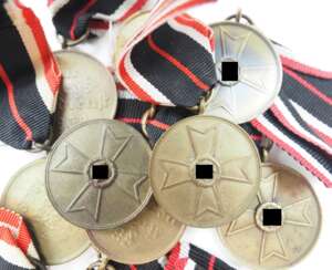 Kriegsverdienstmedaille - 10 Exemplare.