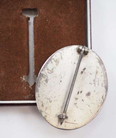 Verwundetenabzeichen, 1939, Silber, im Etui. - фото 3