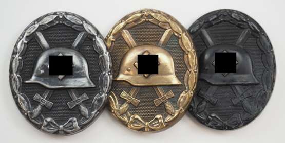 Verwundetenabzeichen, 1939, Schwarz - 3 Exemplare. - фото 1