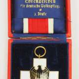 Ehrenzeichen für deutsche Volkspflege, 3. Stufe, im Etui. - photo 1