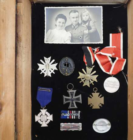 Deutsches Reich: Familiennachlass Auszeichnungen. - Foto 2