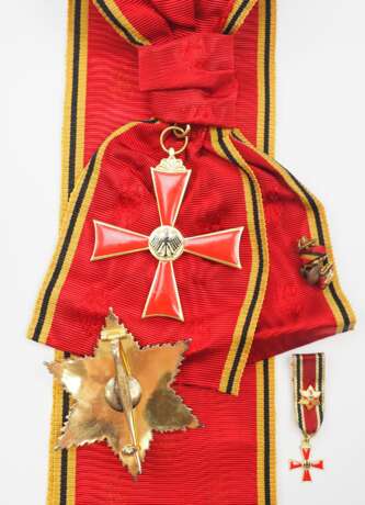 Bundesverdienstorden: Großkreuz des Bundesverdienstorden, Satz. - photo 3