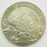 Italien: Verdienstmedaille auf die italienische Mount Everest Expedition 1973 für einen Sherpa. - photo 1