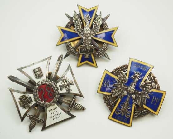 Polen: Regimentsabzeichen - 3 Exemplare. - Foto 1