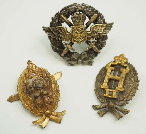 Russland: Lot von 3 Abzeichen. - фото 1