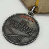 Sowjetunion: Medaille für Verdienste im Kampf, 2. Typ. - photo 2