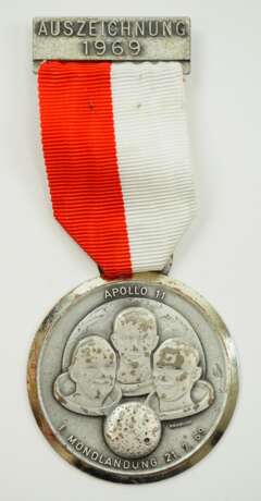 USA: Medaille Apollo 11 - 1. Mondlandung 21.7.69. - photo 2