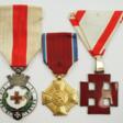 International: Lot von 3 Auszeichnungen. - Prix ​​des enchères