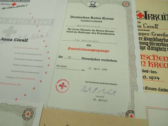 Rotes Kreuz: Urkundennachlass einer langdienten Schwester im Landesverband Nordrhein e.V. - photo 3