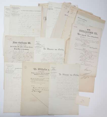 Niederlande: Urkunden und Dokumenten Nachlass eines Majors - um 1850. - photo 1
