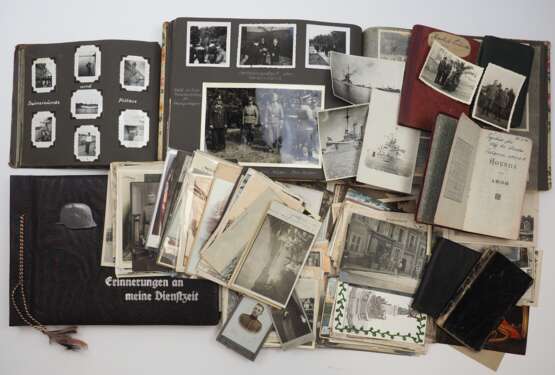 Deutsches Reich: Lot Fotoalben und Postkarten. - фото 1