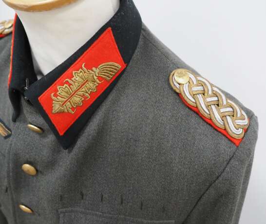 Wehrmacht: Uniform-Ensemble des Generalmajors Walther Leuze. - photo 5