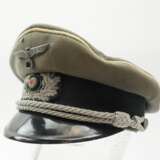 Wehrmacht: Schirmmütze für Offiziere, der Infanterie. - photo 1