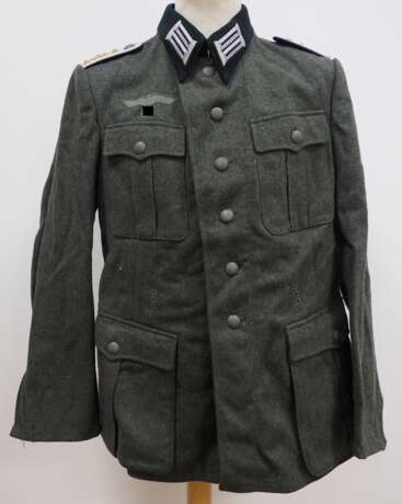 Wehrmacht: Feldbluse für einen Stabsarzt. - photo 1