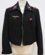 Übersicht. Wehrmacht: Schwarze Panzerjacke eines Oberleutnant der Panzertruppe der Division &amp;quot;Großdeutschland&amp;quot;.