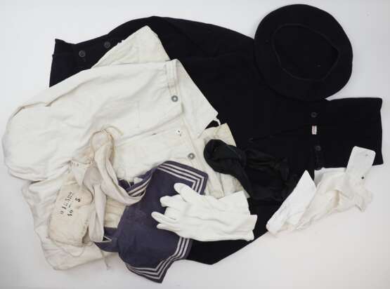 Kriegsmarine: Lot Uniformierung. - photo 1