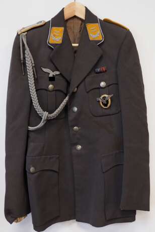 Luftwaffe: Waffenrock für einen Oberleutnant der fliegenden Truppe. - Foto 1