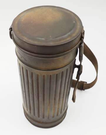 Wehrmacht: Gasmaskendose - Tarnfarbe. - фото 2