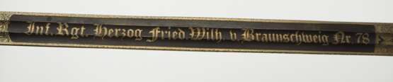 Preussen: Infanterie-Offiziers-Degen IOD - Infanterie-Regiment „Herzog Friedrich Wilhelm von Braunschweig“ (Ostfriesisches) Nr. 78, Prunkgefäß. - photo 1