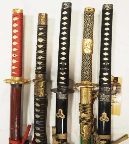 Japan: Katana - 5 Exemplare. - photo 1