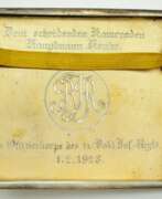 Interior & Design. Baden: Zigarettenetui für den scheidenden Hauptmann - das Offizierskorps des 14. (Bad.) Inf.-Regts. 1928.