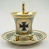 KPM: Patriotische EK Tasse, mit Untertasse. - photo 1
