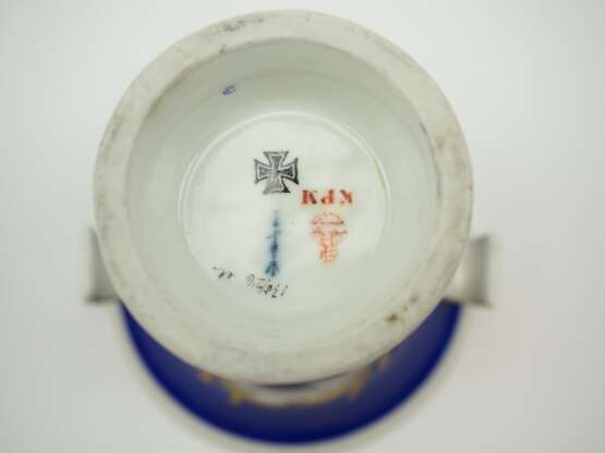 KPM: Patriotische EK Kratervase. - photo 3