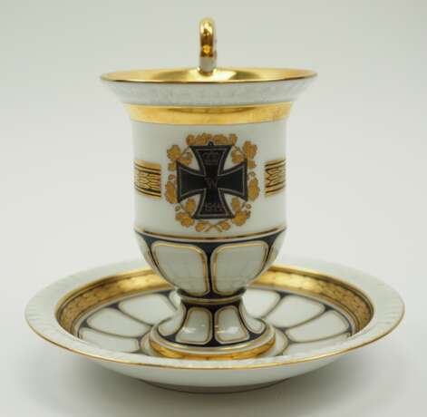 Fürstenberg: Patriotische EK 1914 Tasse, mit Untertasse. - photo 1