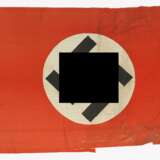 NSDAP: Gebäude-Fahne 258 x 120 cm. - photo 1