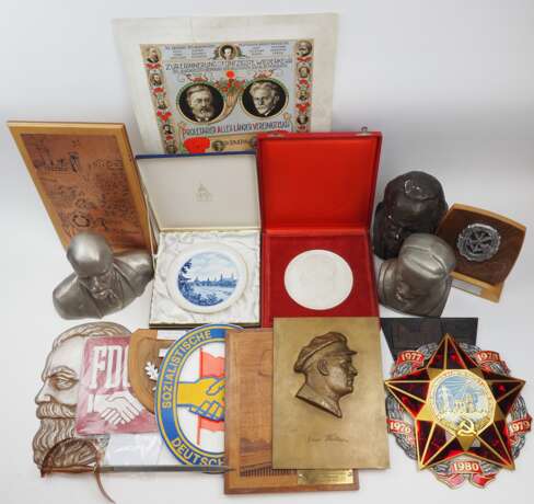 DDR: Sozialistische Memorabilia. - photo 1