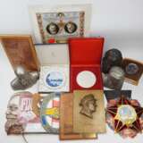 DDR: Sozialistische Memorabilia. - photo 1