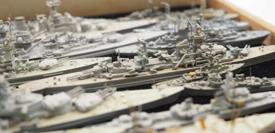 Deutsche Marine: Sammlung Metall Miniatur Schiffe - 1:1250. - photo 5