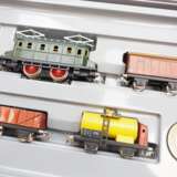 Märklin: HO 0050 Zwei nostalgische Züge in der Jubiläumspackung. - фото 2