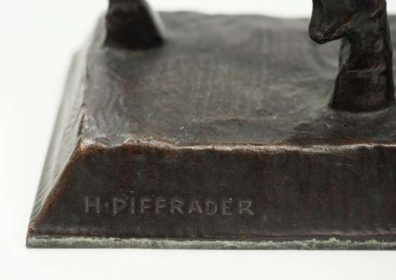 Piffrader, Hans (1888-1950): Narrenpaar auf Pferd. - Foto 4