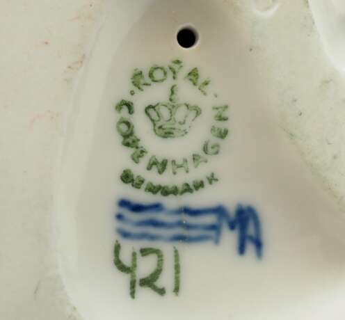 Royal Copenhagen: Mädchen mit Katze - Foto 4