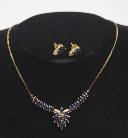 GOLD Collier und Ohrring Set mit Steinbesatz. - photo 1
