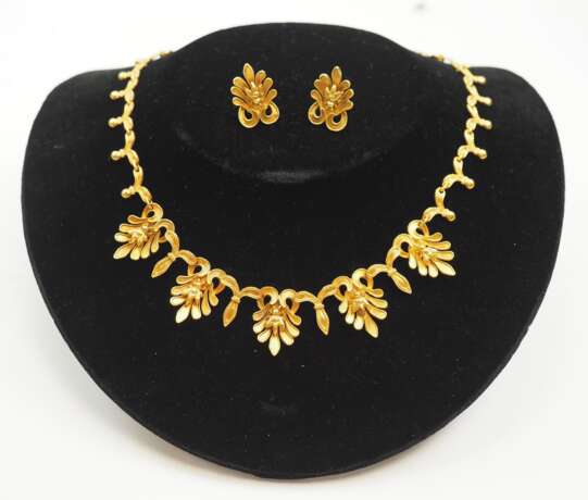 GOLD Collier und Ohrstecker Set. - фото 1