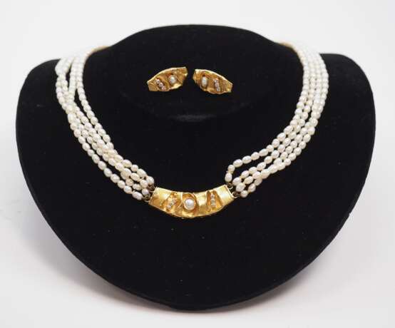 Perlenkette mit GOLD Verschluss und Ohrstecker Set. - Foto 1